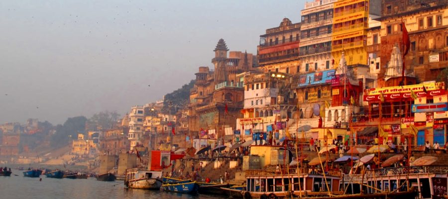 A Comprehensive Guide to Dashashwamedh Ghat, Varanasi.